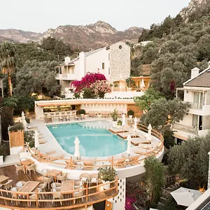3* Otel Pilos