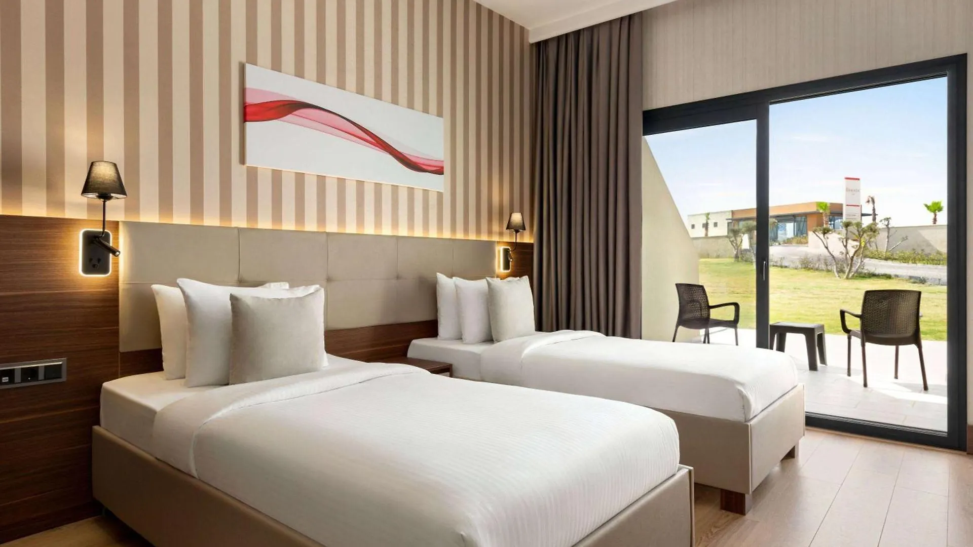 Ramada By Wyndham Cesme Hotel
